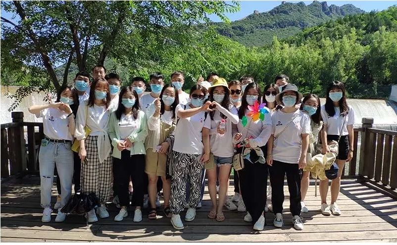 海南员工合影